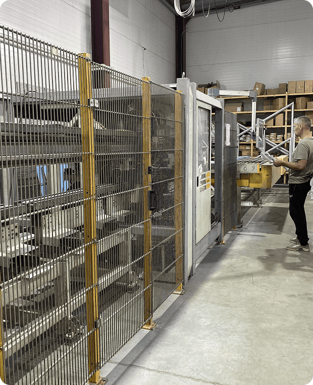 Собственное производство пластиковых и алюминиевых окон