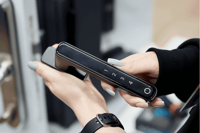 Умная нажимная гарнитура с бесключевым доступом